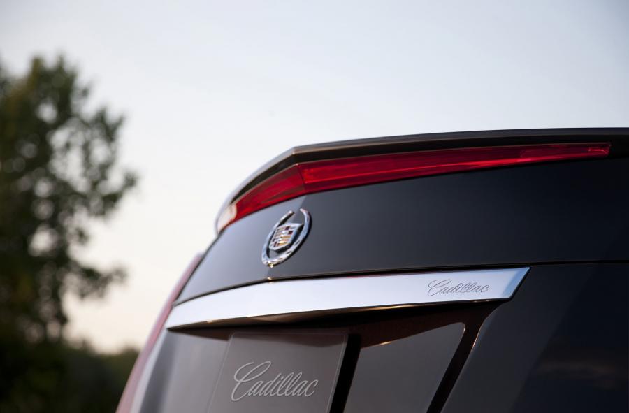  Cadillac ELR 2014 года  (фото 35 из 120)